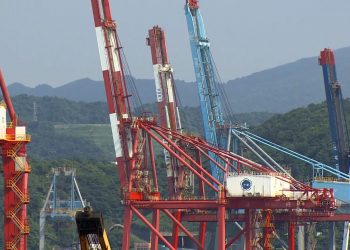 經濟部公布8月外銷數據較去年同期上升13.6%